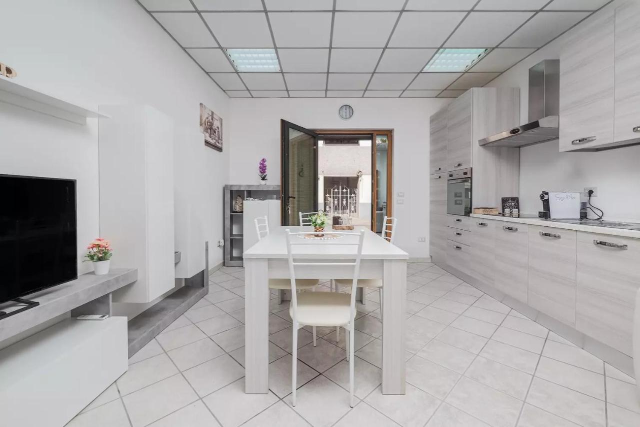 Saint Simplicio House Apartment